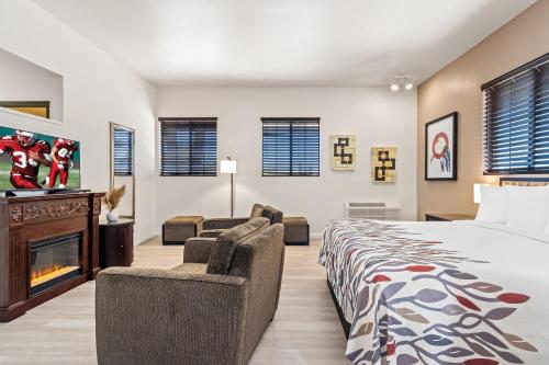 里奇克雷斯特-中國湖傳統酒店及套房 (Heritage Inn & Suites Ridgecrest-China Lake) in 里奇克萊斯特