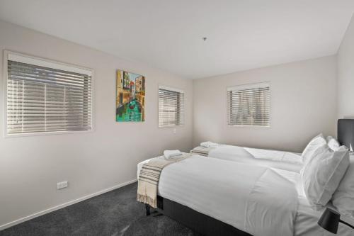 Walter Peak View Apartment - image 10