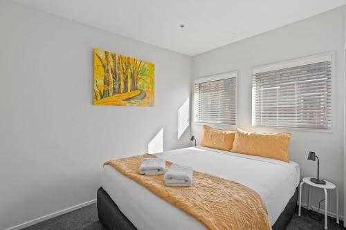 Walter Peak View Apartment - image 4