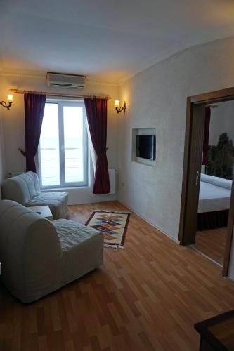 Aqua Boss Hotel - image 13