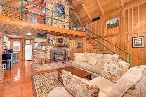 Rustic Knotty Pine - Old Cabin Vibes