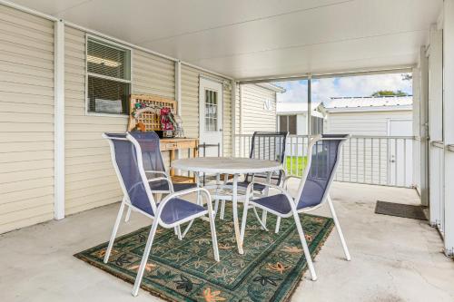 Walk to Scenic Trails Waterfront Okeechobee Oasis in 奧基喬比