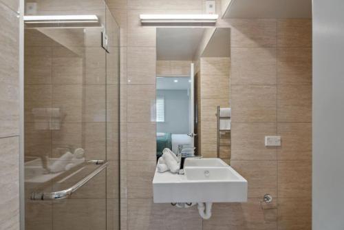 Cecil Peak View Apartment - image 6