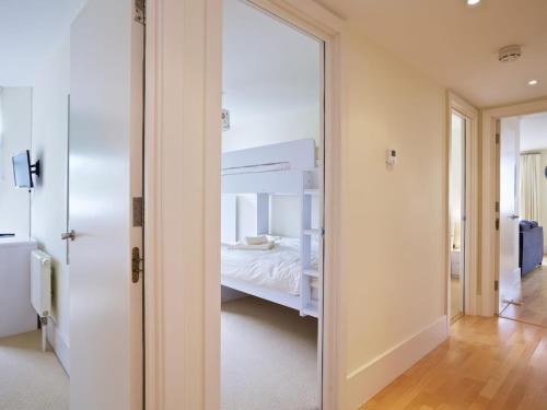 6 Combehaven - image 11