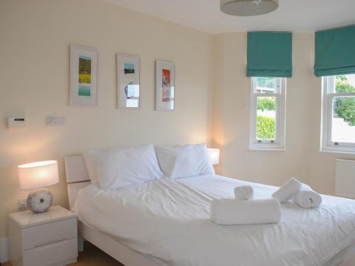 6 Combehaven - image 5