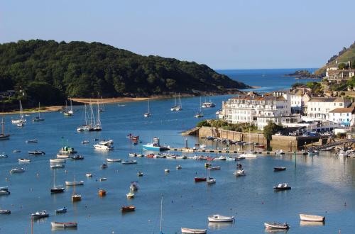 6 Combehaven - image 13