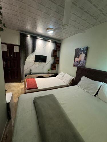 rising star shortlet in Kpeshie