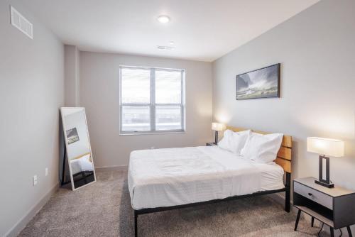 CozySuites at the Banks gym pool 09