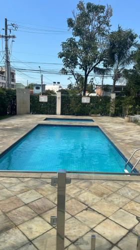 Apto c piscina e WiFi no coração de Colina de Laranjeiras