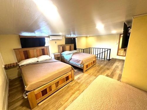 Blasina Beer Hostel in โบกูเอเต