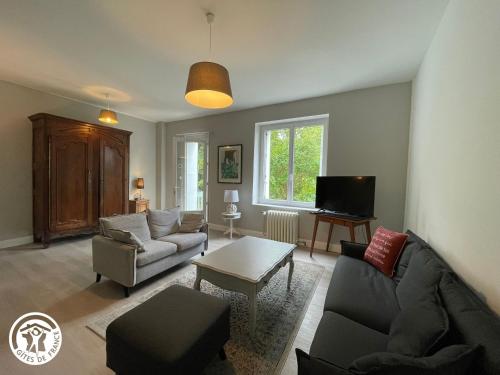 Spacieux gîte proche de sites naturels avec terrasse et jardin - FR-1-426-588 gîte à louer Cheffois