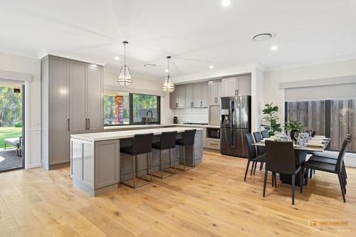 The Gums in บุนดาลอง