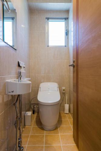 Four Season Resort Kouri Island