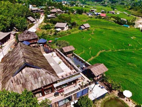 Mướng và Valley Homestay Rice Field View Ta Van, Sapa