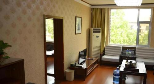 GreenTree Inn WeiFang QingZhou Middle HaiDai Road Electric Power Shell