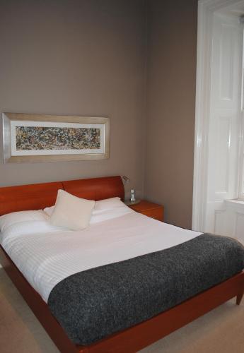Dreamhouse Apartments Glasgow West End - image 14