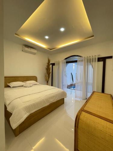 Suarga Loka in Cisarua