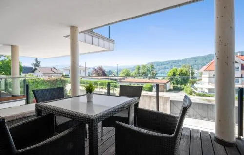 Seeblickwohnung in Pörtschach am Wörthersee, Österreich