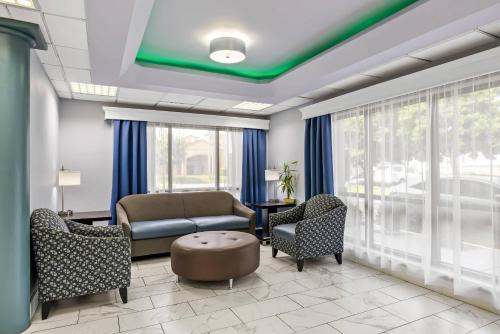 Quality Inn Oak Grove Fort Campbell in Oak Grove, USA