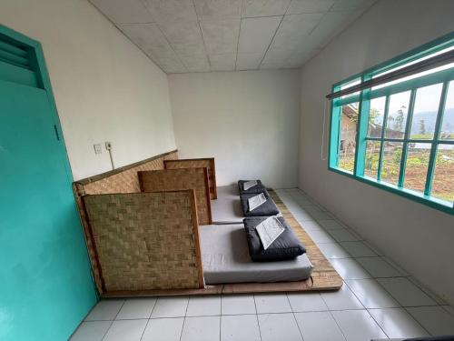 Stay and Farm Hostel in Ciwidey
