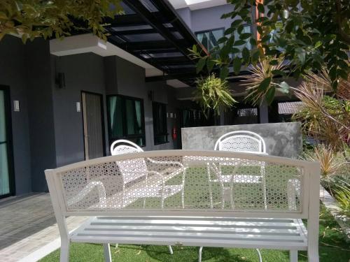 Sor Kor Sor Resort in Sattahip Beach