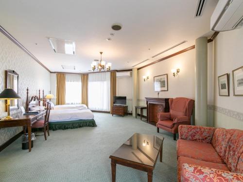 room detail thumbnail 1