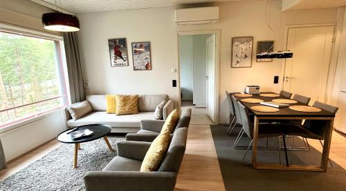 Shared lounge/TV area, Vuokatti Weekend Piste in Sotkamo