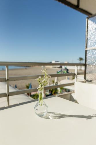 Superior Double Room with Sea View image 2