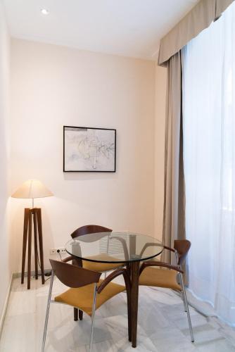 gedeelde lounge/tv-ruimte, Hotel Inglaterra near Granada Cathedral