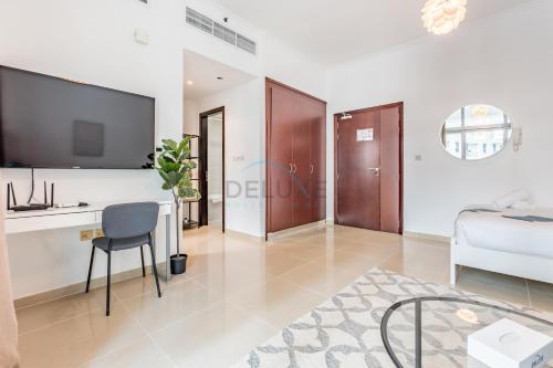 Studio Steps from JBR Beach and Marina Walk, Conveniently located near Ain Dubai, Dec Towers T2, Dubai Marina by Deluxe Holiday Homes, Dubai (foto 9)