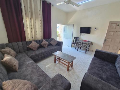 Abo Amer Apartments near สนามบินอะกาบา (สนามบินนานาชาติคิงฮัสเซ็น)