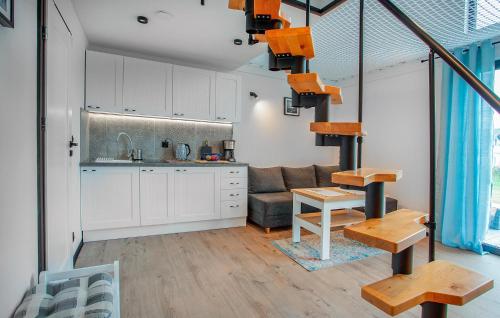 virtuve, Stunning Home In Wytowno With Wifi in Wytowno