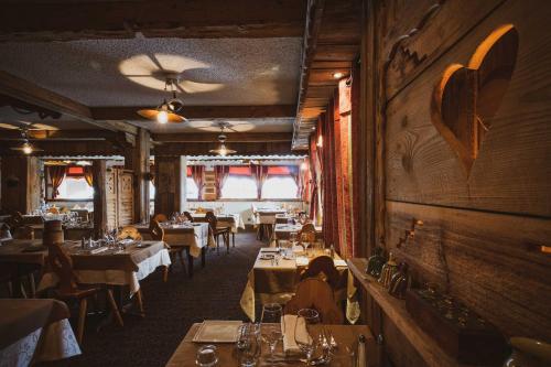 Restaurant, Hotel Le Sherpa Val Thorens in Saint-Martin-de-Belleville