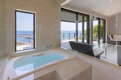 L'Onde d'Azur Minamihayama in 요코스카