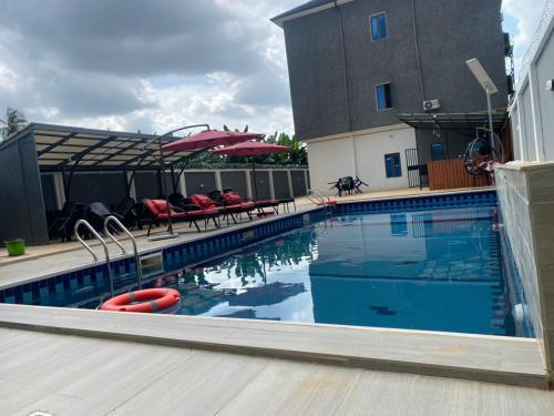 Victia Suite and Lounge in Ijebu Ode
