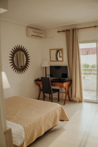 Double Room image 1