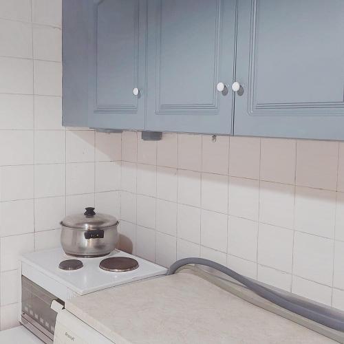 Alice Spacious Apartment in Nea Paralia District