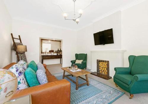 Közös társalgó / TV, Stylish Apartment, Malvern East in Malvern