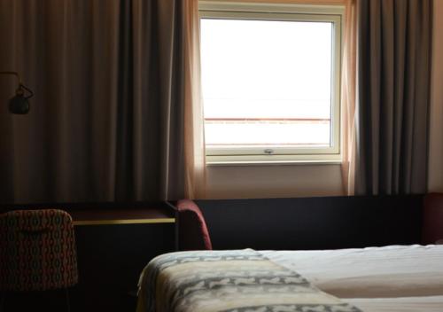 Standard Double Room image 3