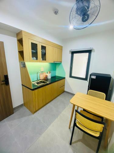 Kitchen, Emly Home Stay Đà Nẵng in Cam Le