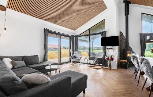 3 Bedroom Awesome Home In Tarm - P52739 in Hemmet