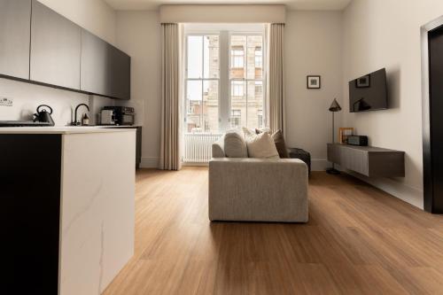 Moment Blythswood St, Glasgow (zdjęcie 4)