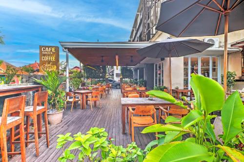 ห้องอาหาร, พาเลต ซิกเนเจอร์ โฮเทล (Palette Signature Hotel) in ซานูร์