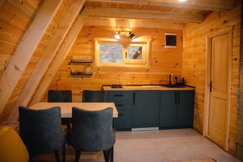 مطبخ, Kućica Hedonija (Kucica Hedonija) in Mali Zvornik