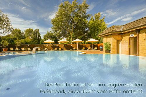 Basen, Golf 'n Wave Aktivresort Fehmarn in Fehmarn