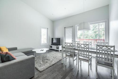 Skyvillas B 21 with parking and wifi