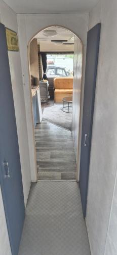 Przyczepa Holenderska POCO in 雷娃