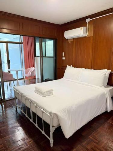 Stay On Sukhumvit 11 - สเตย์ออน สุขุมวิท ซอย 11