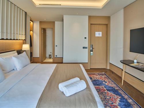 Double room, deluxe, sea view, balcony