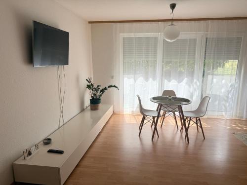 Private Apartment with Terrace and Parking 3